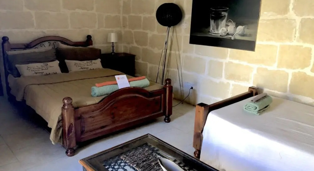 Tan-Neputi Art & Cooking, Varaa Hotelli Gharb Gozo