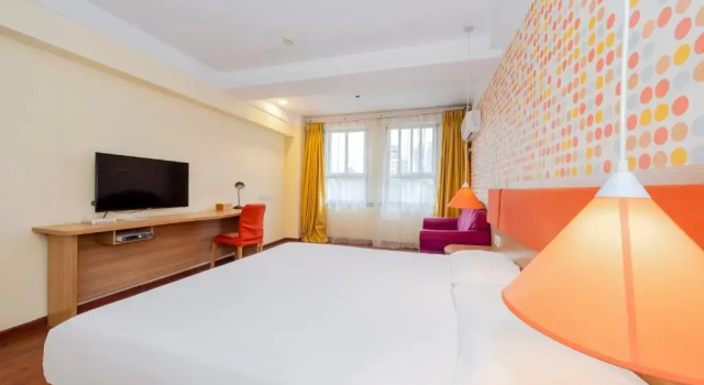 Номер Business Home Inn Chongqing Lianglukou Station