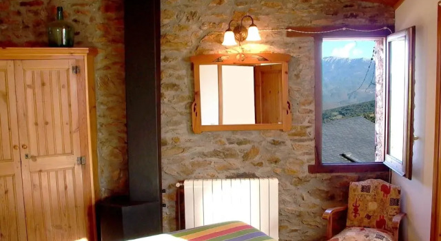 House With 3 Bedrooms in Turbiàs, With Wonderful Mountain View, Furnis, Prenota Hotel Turbiàs Catalogna