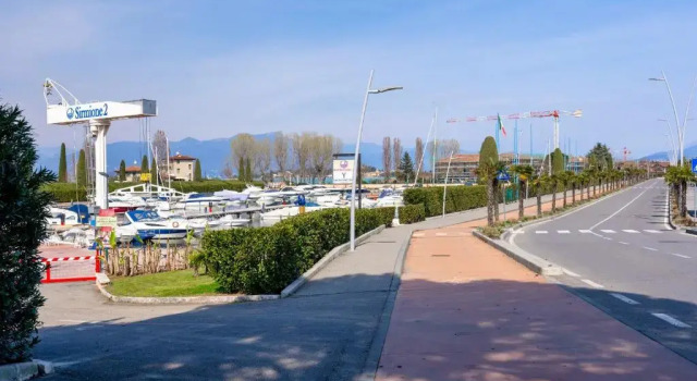 Azzurra Suite - monolocale con piscina e WiFi