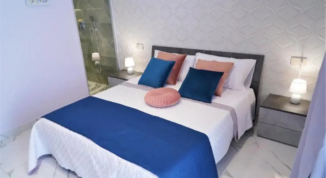 La Perla Luxury Rooms, Reservar Hotel Angri Campania