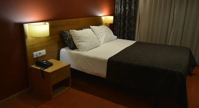 Апартаменты с балконом Paredes Hotel Apartamento