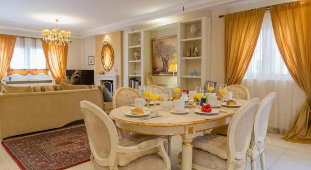 Коттедж с 3 комнатами Suite Maison