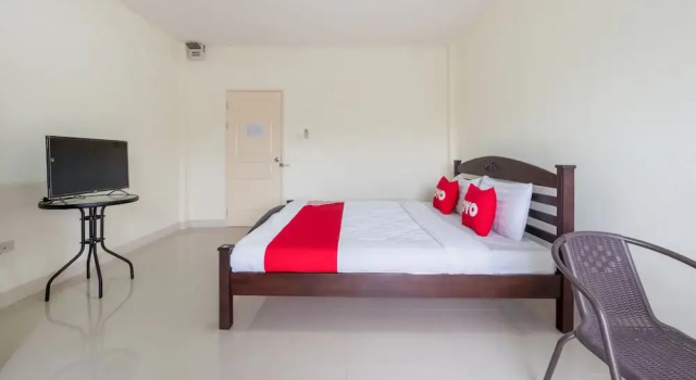 OYO 1069 Baan Nong Moo Apartment