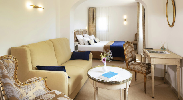 Relais et Chateaux La Bonne Étape, Rezervasyon Otel Chateau-Arnoux-Saint-Auban Route Napoléon