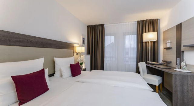 Двухместный номер Comfort PLAZA INN Karlsruhe Nord