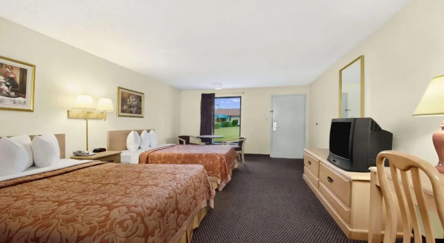 Howard Johnson by Wyndham Valdosta, Rezerwuj Hotel Valdosta Georgia