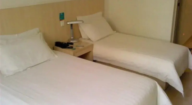 Номер Standard Jinjiang Inn Zhengzhou Chengdong Rd