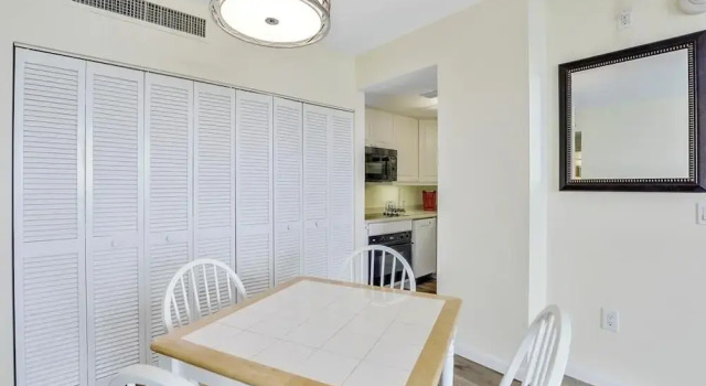 Admiralty House Unit 1104s Marco Island Vacation Rental 1 Bedroom Condo, Забронировать Апартаменты/квартира Марко-Айленд штат Флорида