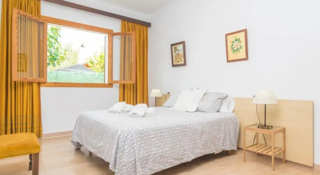 ES Cantó DES Morés, Book Hotel Hoteller i Binissalem med parkering, Parkering