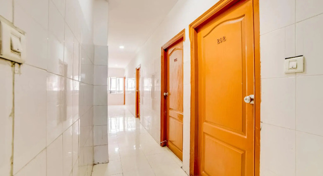 OYO 63506 Dhana Sri Residency, Rezerwuj Hotel Hyderabad 