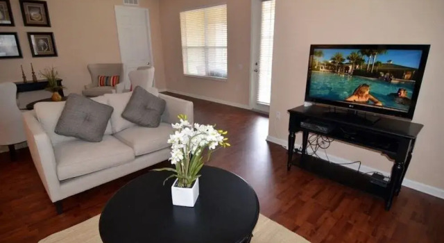 3 Br Condo Sleeps 7