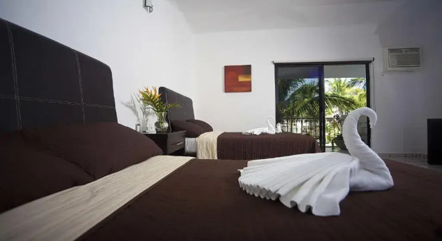 Трёхместный номер Standard Splash Inn Nuevo Vallarta & Parque Acuatico
