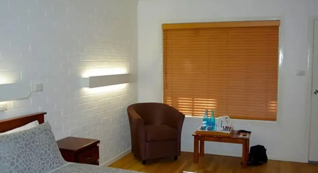 The Bushranger Hideaway, Prenota Hotel Midginbil 