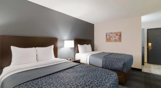 Четырёхместный номер Standard Econo Lodge Williston