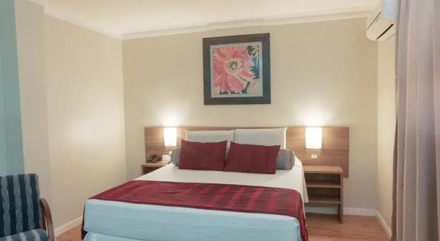 Полулюкс Executive Hotel Açores Premium- 5 minutos do Moinhos de Vento