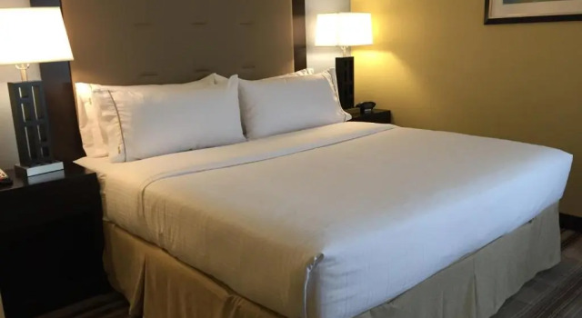 Двухместный номер Standard Holiday Inn Express Chicago NW - Arlington Heights by IHG