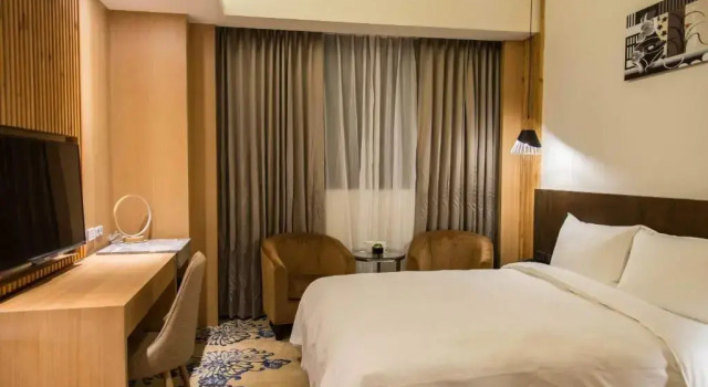 Camera Deluxe Seeing Inn