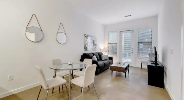 StayLo Luxury 1 Bedroom Apartment, Забронировать Апартаменты/квартира Апартаменты Остина, рядом с Rudolph Gamblin Field, Апартаменты/квартира