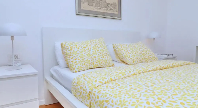 Коттедж с 3 комнатами с балконом Holiday Home