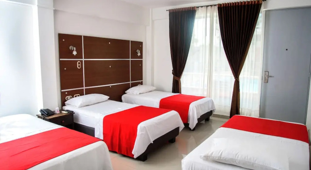 Четырёхместный номер Standard Hotel El Aeropuerto