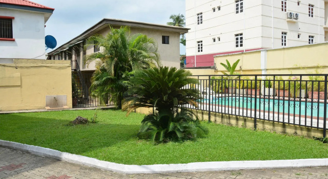 Flat 7 a and b, Boek Hotel Ikeja Lagos