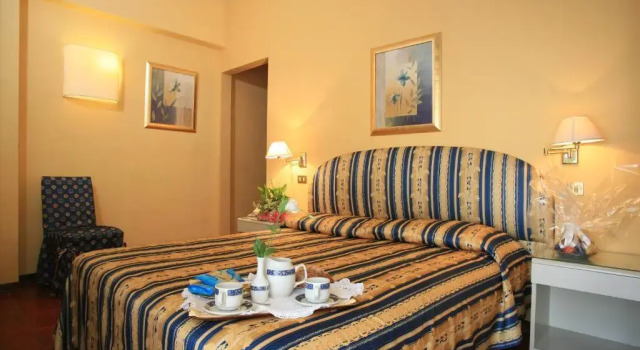 Четырёхместный номер Standard Hotel Nuovo Savi