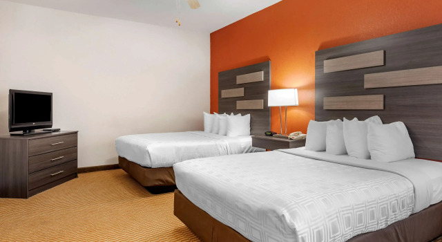 Четырёхместный люкс Best Western Palo Duro Canyon Inn & Suites