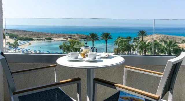 Номер Standard с балконом Anonymous Beach Hotel