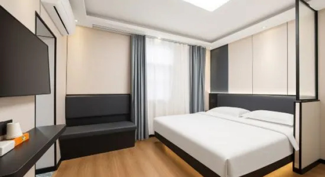 Кровать в общем номере (женский номер) Chuxin Moshe Designer Hostel
