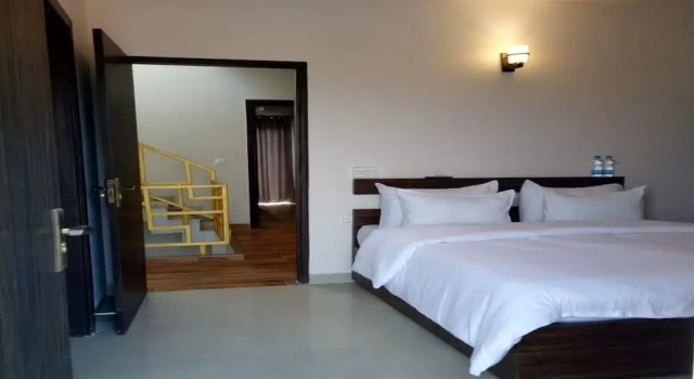 Вилла с 3 комнатами Anandam Clarks Inn Suites Vrindavan