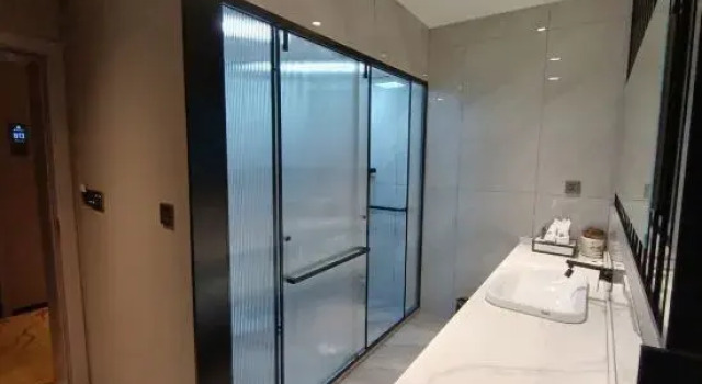 Suite Premier Huayan Hotel