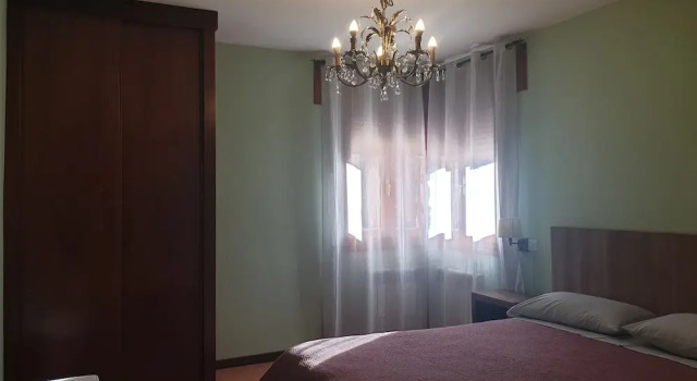 Casa Rural El Caz, Book Hotel Hotels in Trillo with Parking, Parking