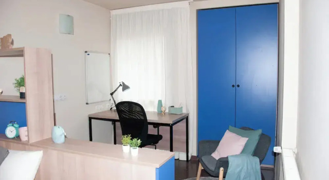 Номер Superior Residencia Universitaria Resa Hernán Cortés - Centro Adscrito a REAJ