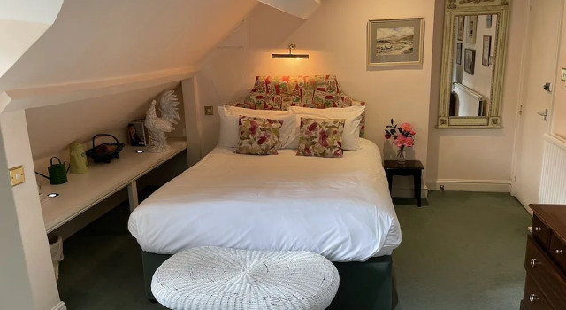 Четырёхместный номер Standard Langrish House