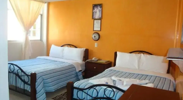 Standardowy dwuosobowy rodzinny pokój i balkonem Hotel Los Angeles