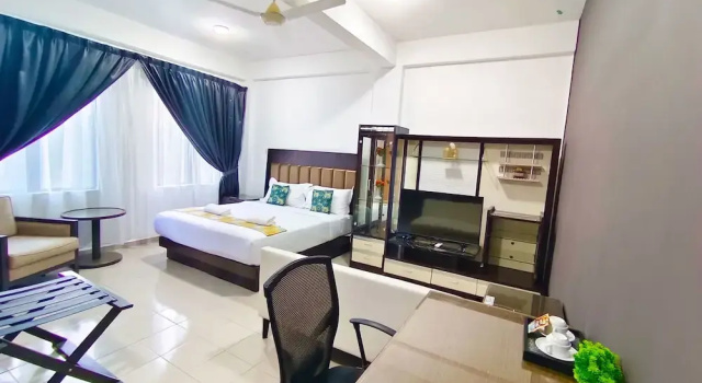 Семейный люкс Salaam Suites Hotel