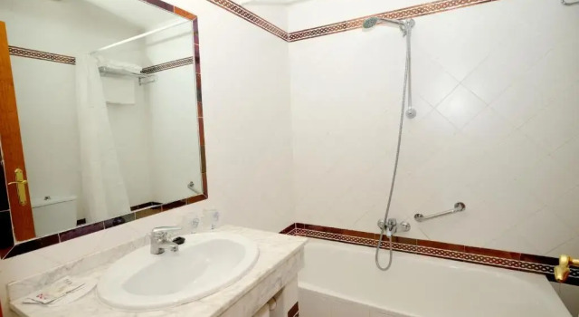 Трёхместный номер Standard Hotel Complejo Los Rosales