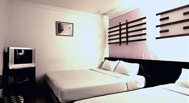 Трёхместный номер Economy Hotel China Town 2