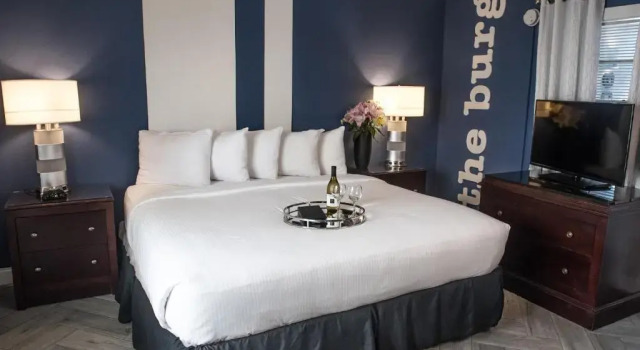 Апартаменты Avalon Hotel Downtown St. Petersburg