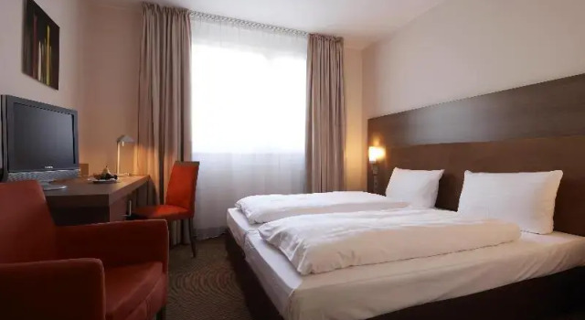 Двухместный номер Business Spark by Hilton Essen City Centre