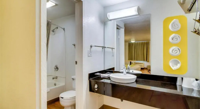 Двухместный номер Standard Rodeway Inn Baltimore West