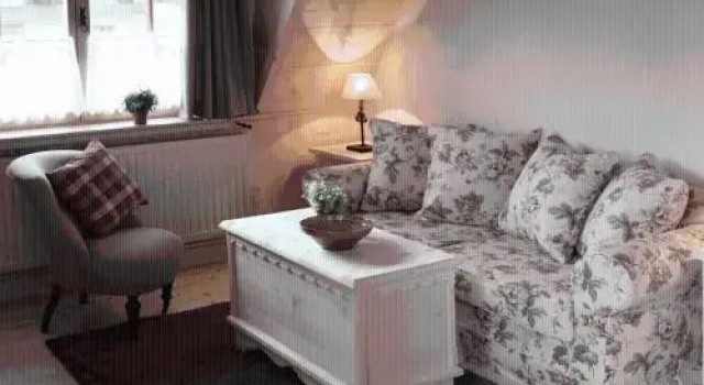 Villa Miodula, Book Villa Hoteller i Lillepolen med parkering, Parkering