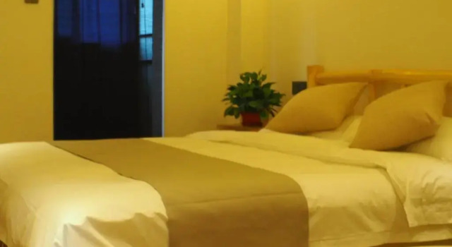 Standardowy dwuosobowy pokój Right Here Hotel