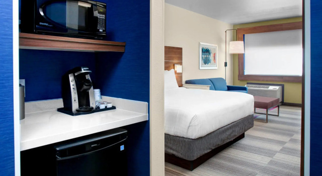 Двухместный люкс Holiday Inn Express & Suites Houston NW - Cypress Grand Pky by IHG