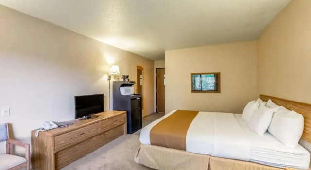 Двухместный номер Standard Americas Best Value Inn Rhinelander