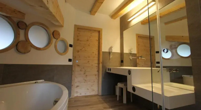 Семейный люкс с 2 комнатами Chalet Pineta relax location
