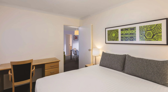 Medina Serviced Apartments Canberra, Book Lejlighed Hoteller i Canberra med pool, Swimmingpool