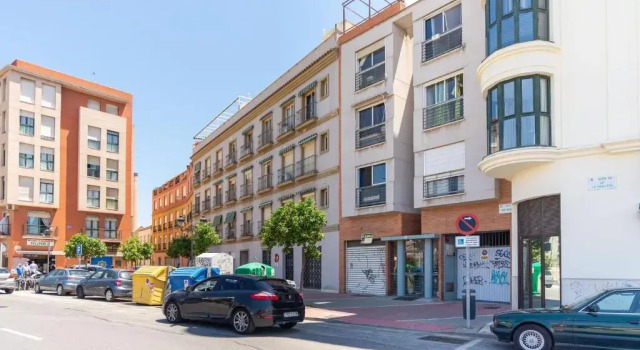 MALAGA PICASSO CENTRO HISTORICO PARKING sr1, Забронировать Отель Отели Малаги с парковкой, рядом с Centro Comercial Larios Centro, Парковка