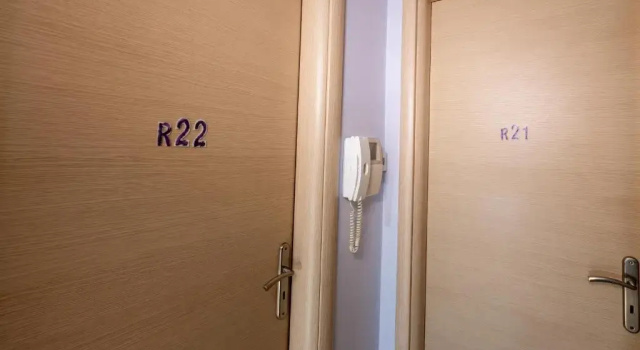 Трёхместный номер Economy A&J Apartments or Rooms athens airport